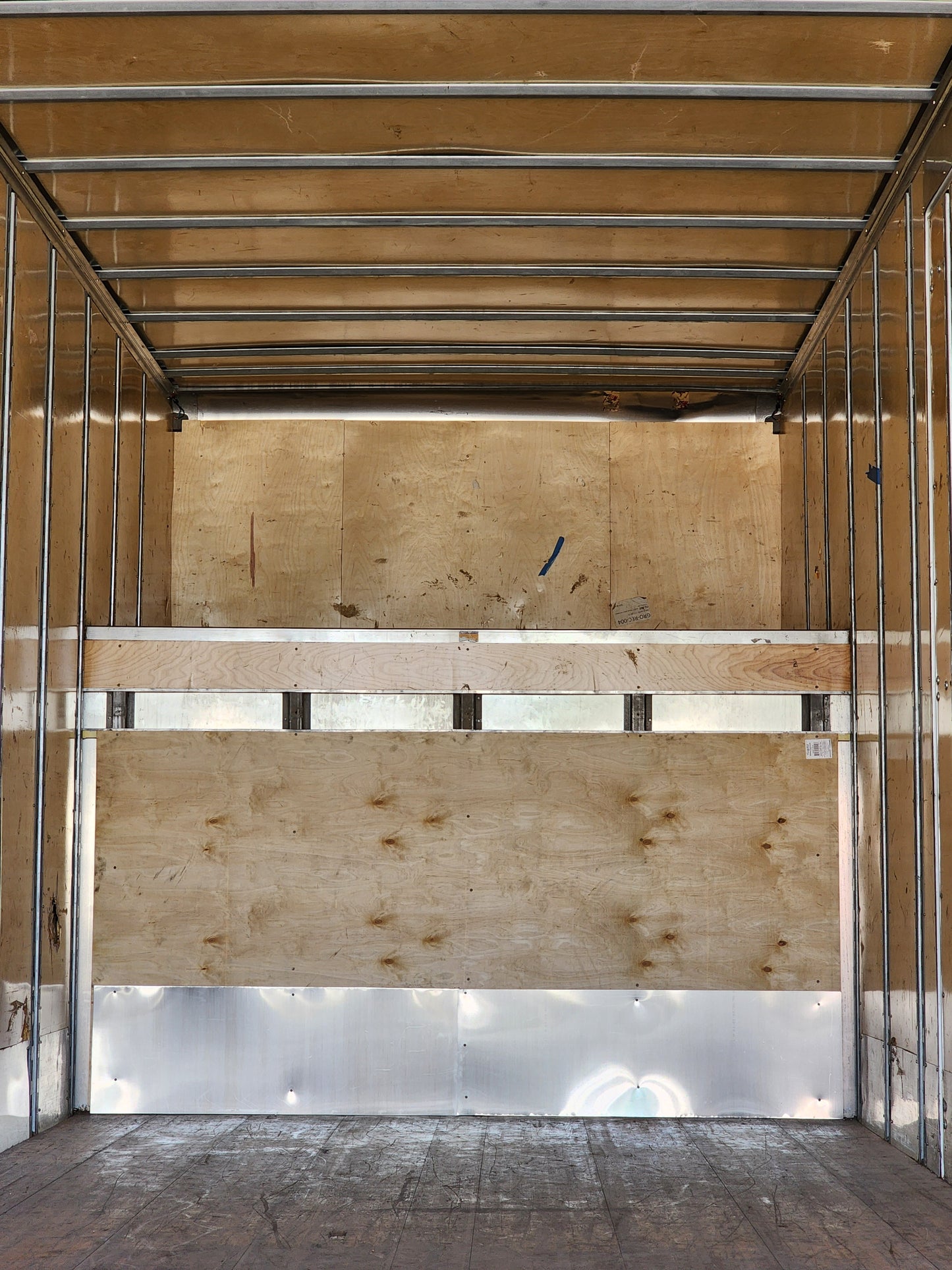 2019 International MV607 26' Dry Box Truck Cargo Van Cummins Lift Gate