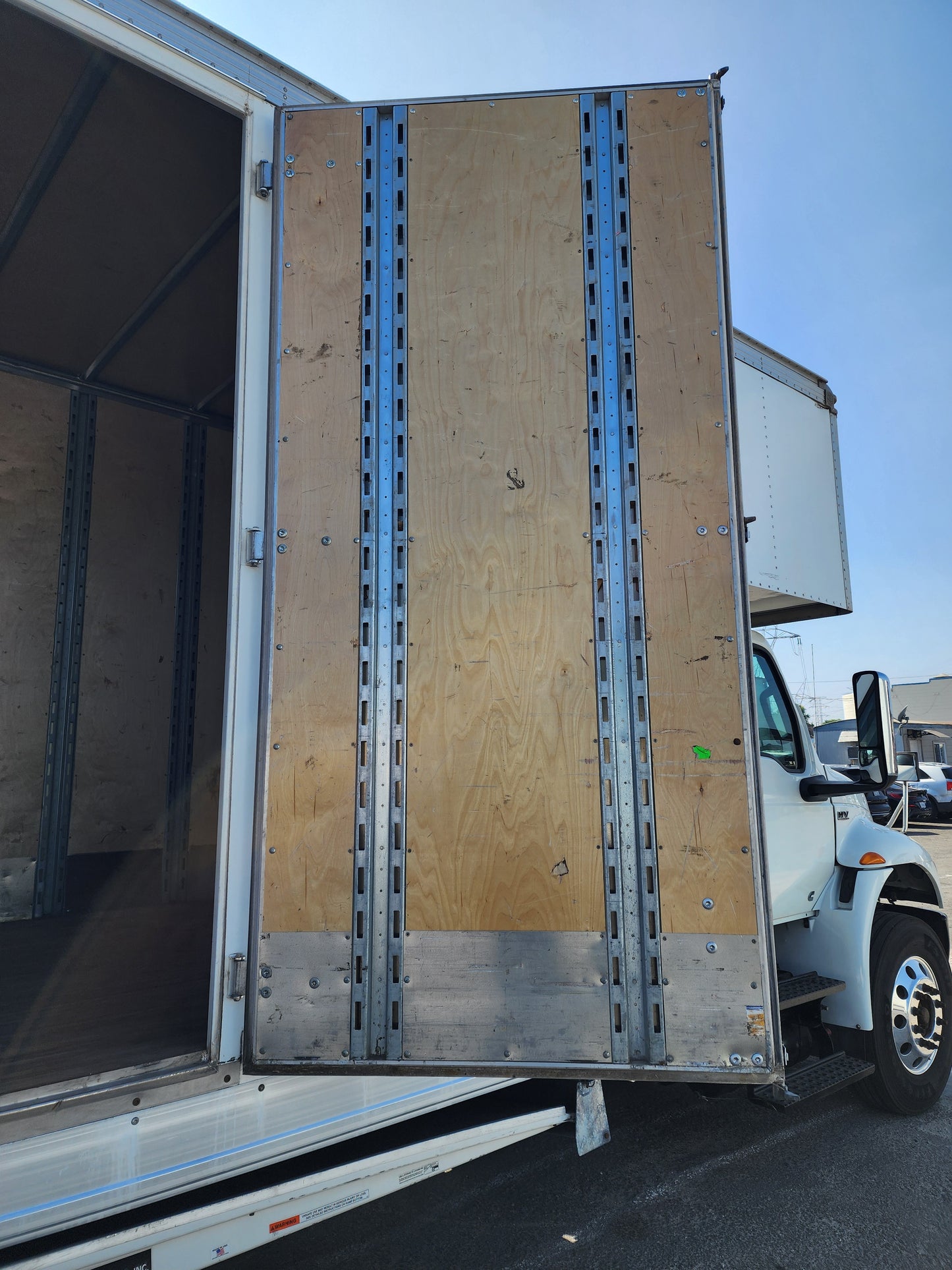 2019 International MV607 26' Dry Box Truck Cargo Van Cummins Lift Gate