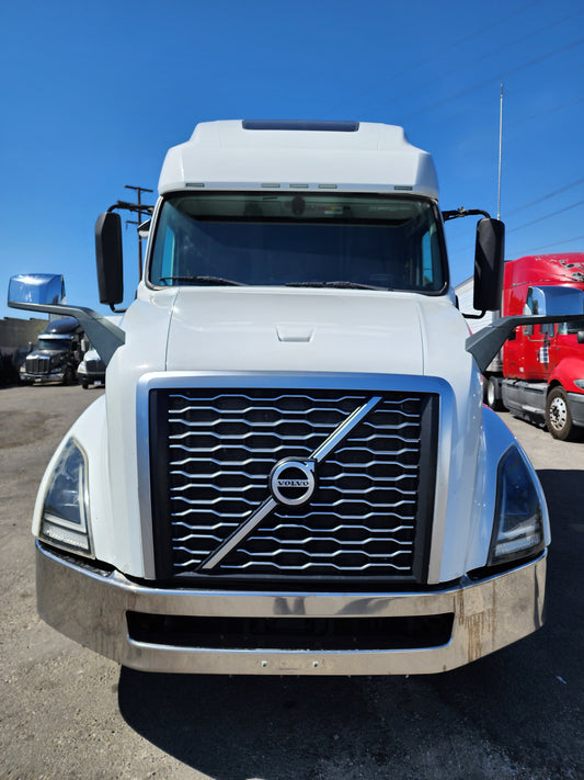 2019 Volvo VNL760 T/A High Roof Sleeper Cab Truck