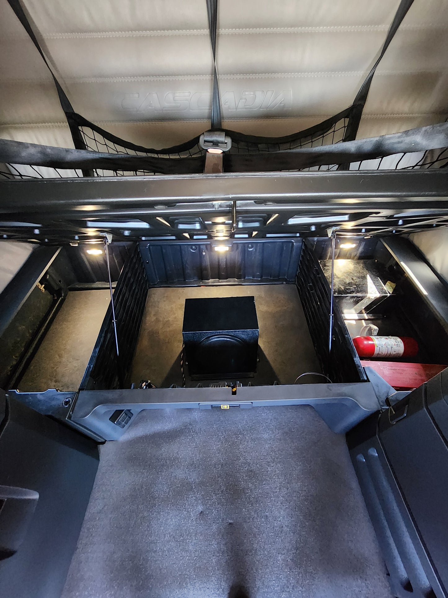2023 Freightliner Cascadia T/A High Roof Sleeper