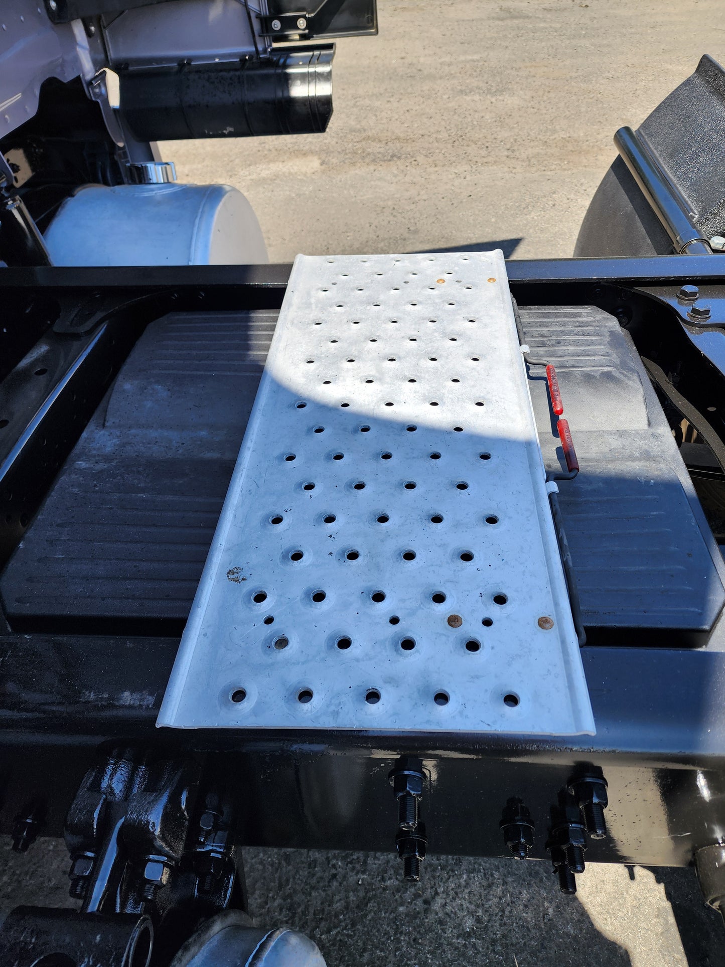 2023 Freightliner Cascadia T/A High Roof Sleeper