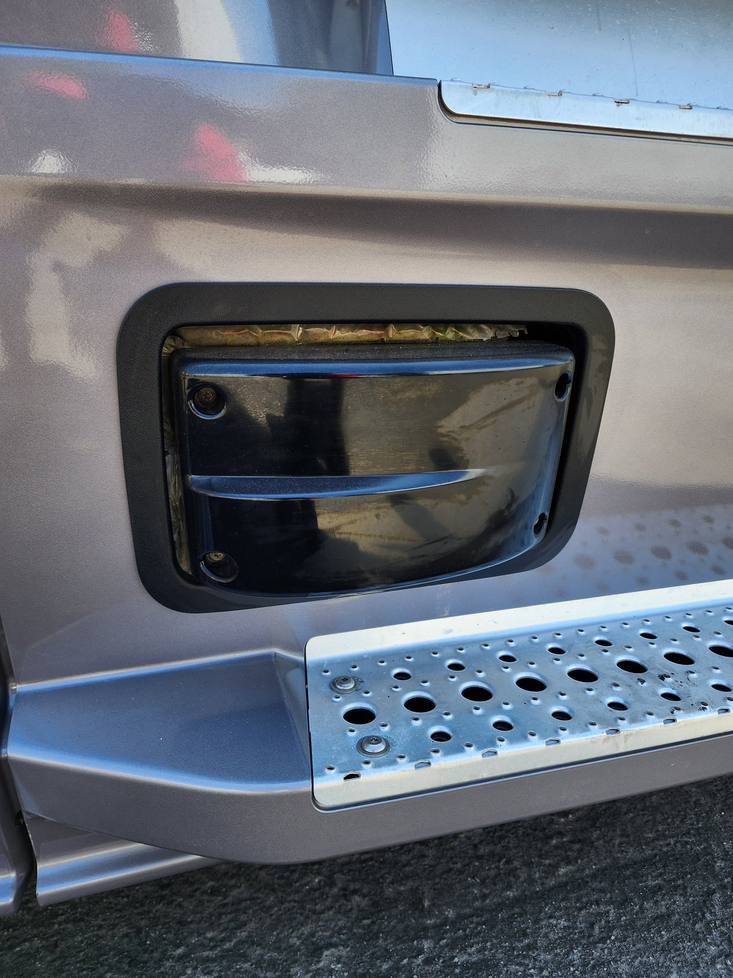 2023 Freightliner Cascadia T/A High Roof Sleeper