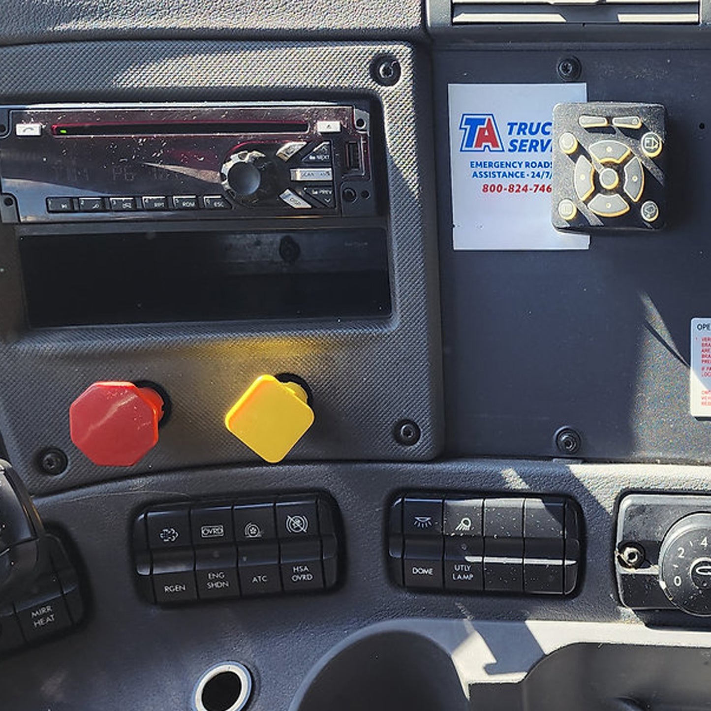 2017 Freightliner Cascadia 125