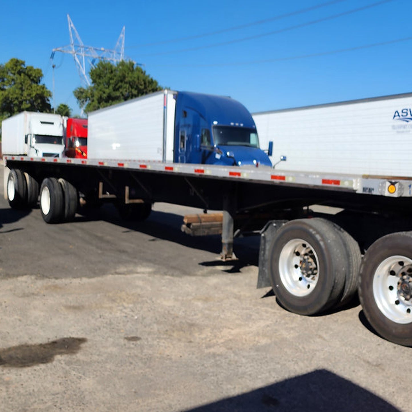 2013 Utility 48' Flatbed Trailer