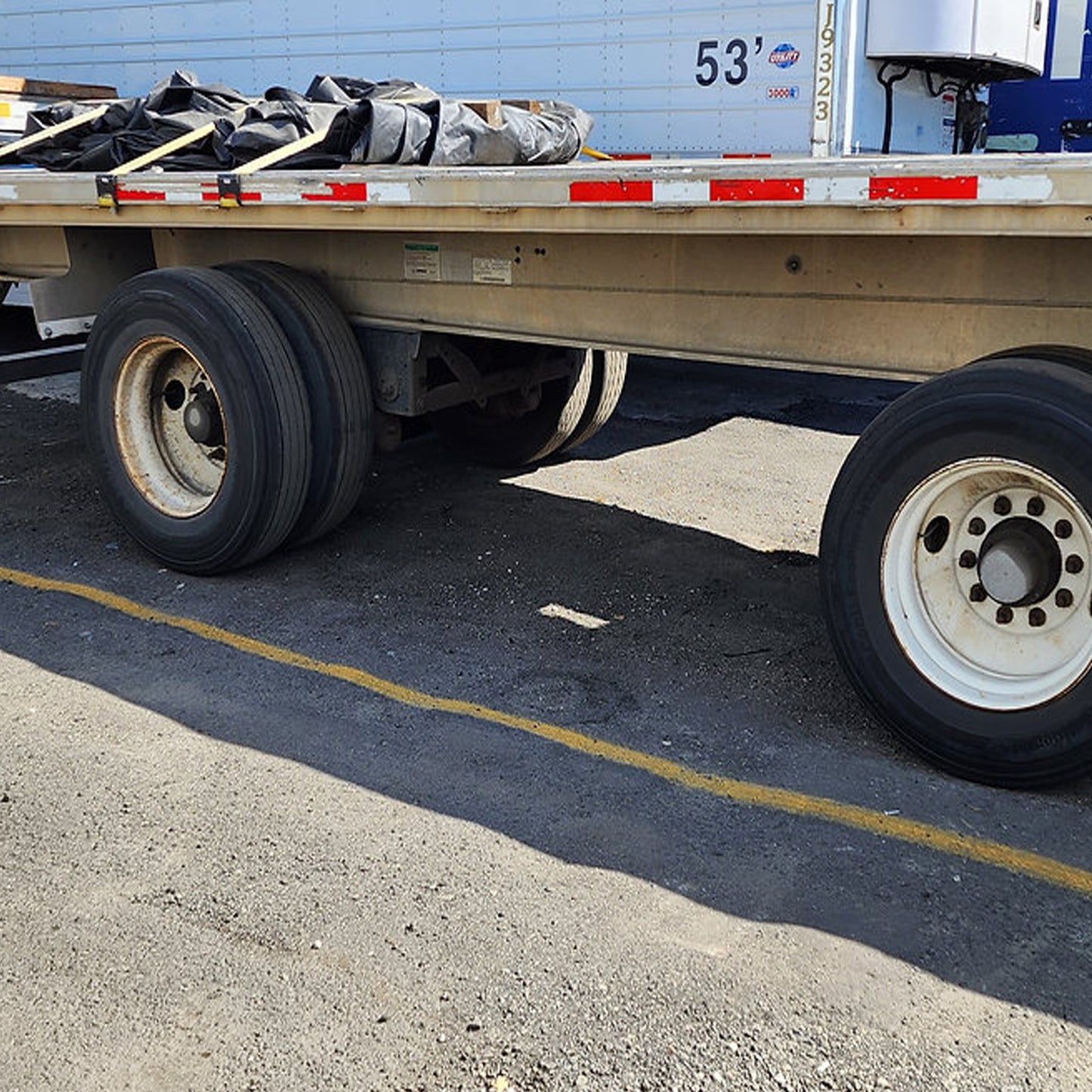 2012 53' Benson Flatbed trailer spread axle