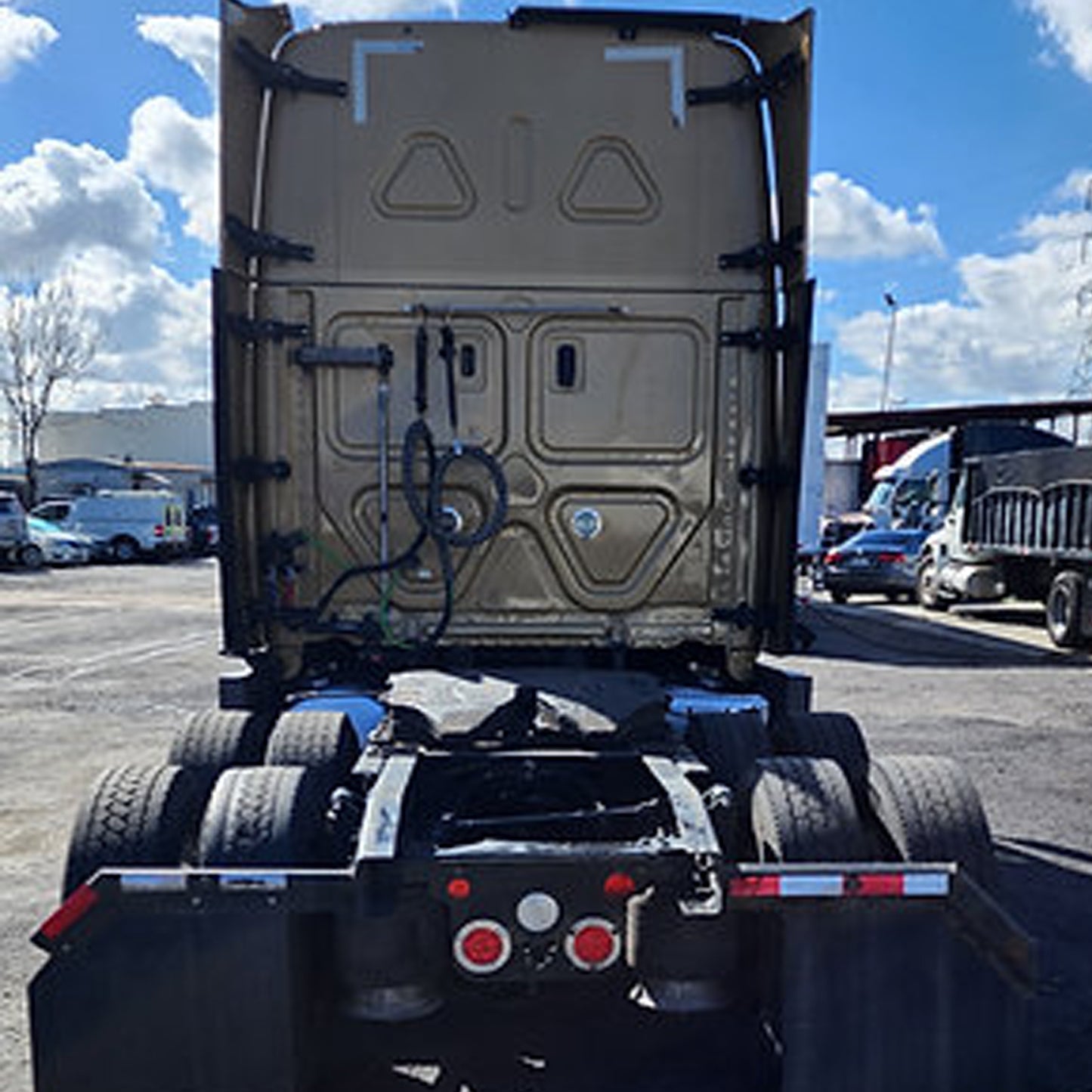 2017 Freightliner Cascadia 125