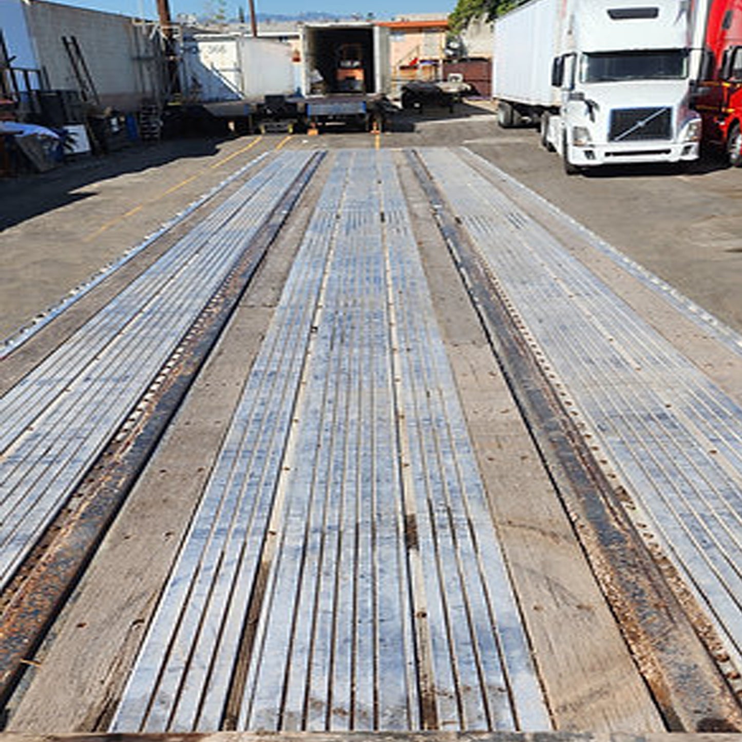 2013 Utility 48' Flatbed Trailer