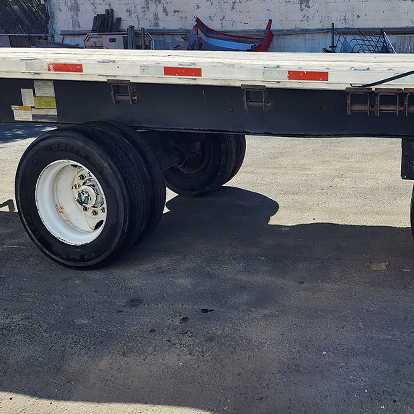 2013 Utility 48' Flatbed Trailer