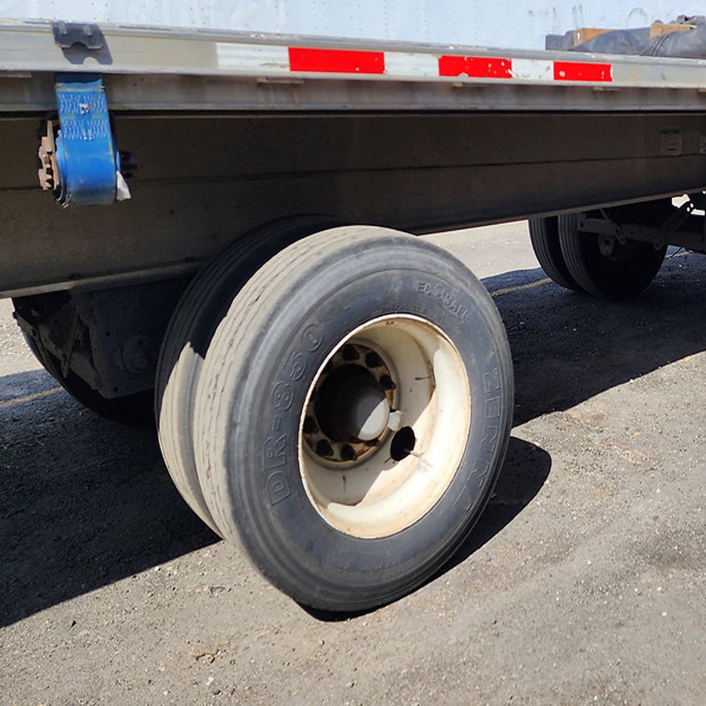 2012 53' Benson Flatbed trailer spread axle