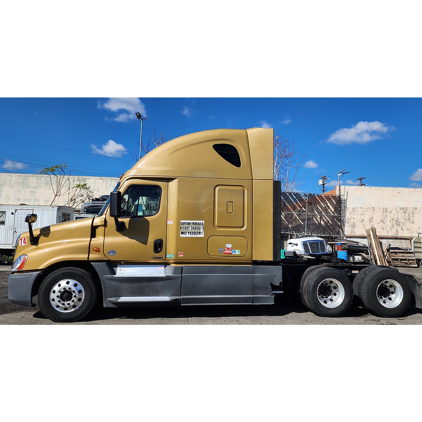 2017 Freightliner Cascadia 125