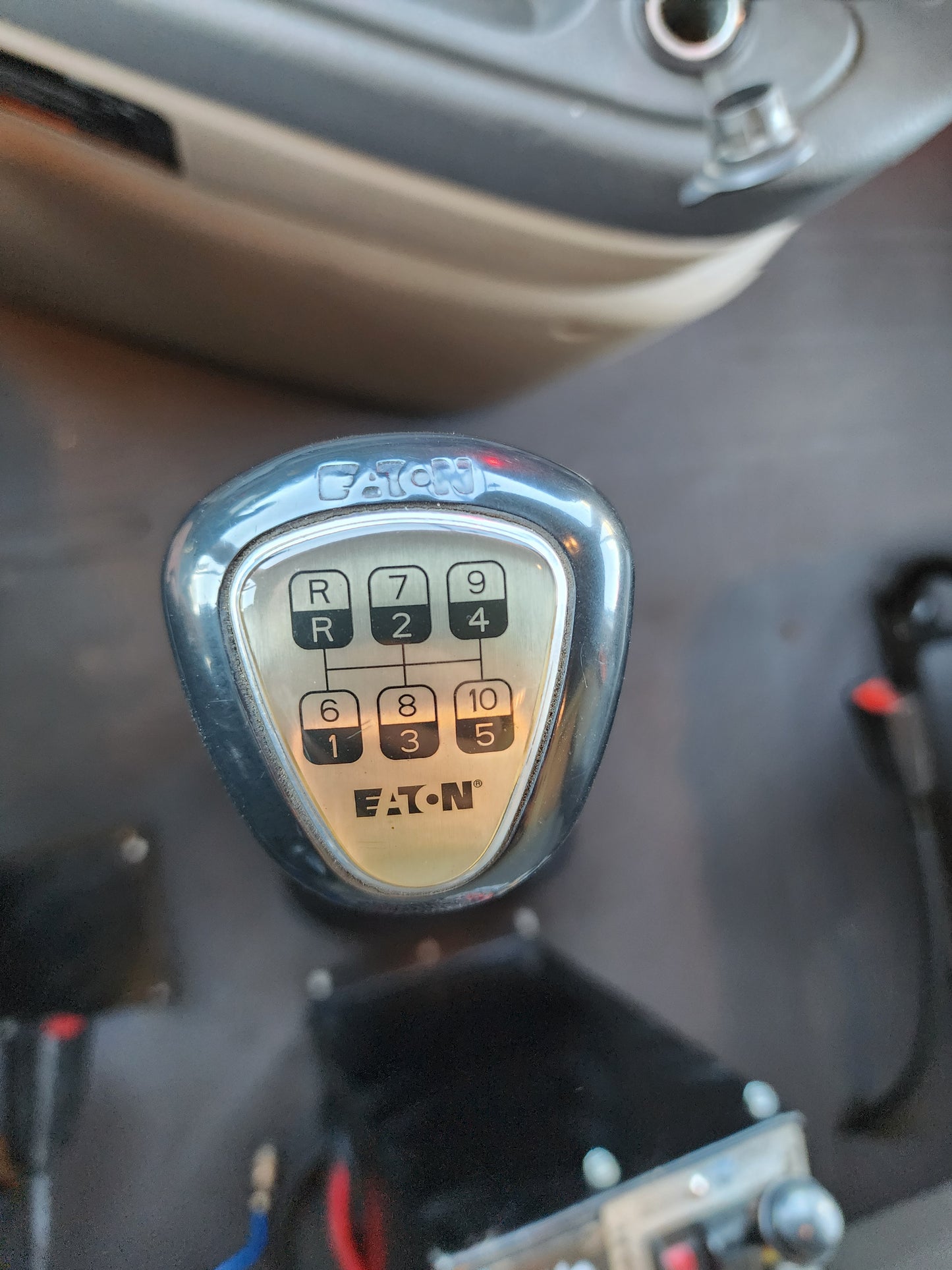 2018 Freightliner Cascadia Tri/A 16 Yard Dump Truck Detroit DD13