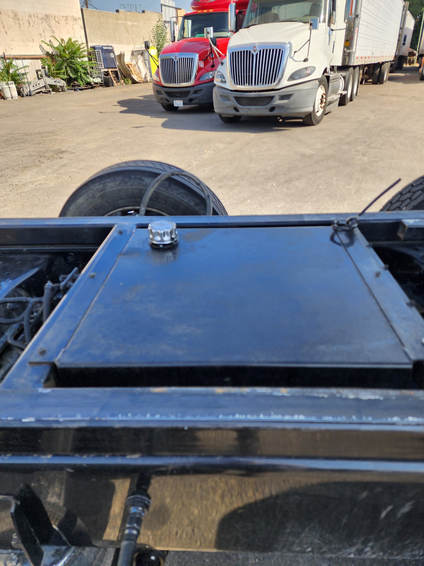 2018 Freightliner Cascadia Tri/A 16 Yard Dump Truck Detroit DD13