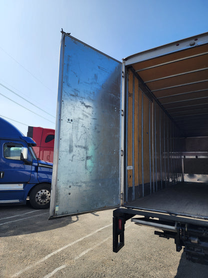 2019 International MV607 26' Dry Box Truck Cargo Van Cummins Lift Gate