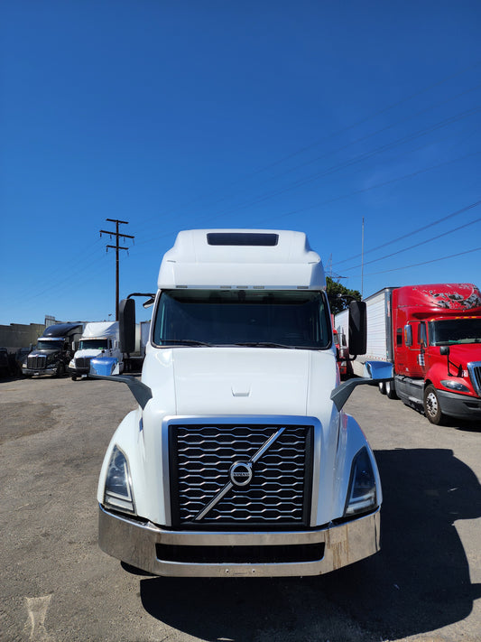 2019 Volvo VNL760 T/A High Roof Sleeper Cab Truck